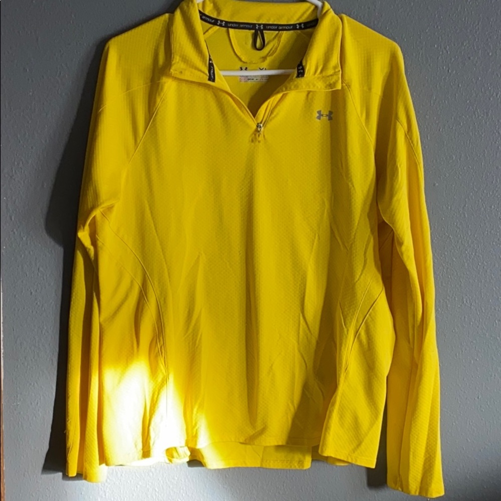 Under Armor Yellow pull over heat gear jacket